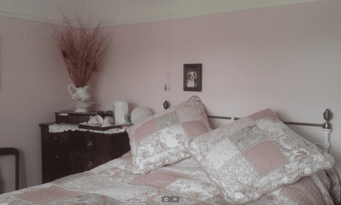 Pink Room – Double Room